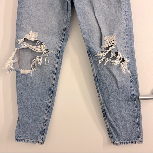 ZARA High Rise Jeans - Picture 2 of 8